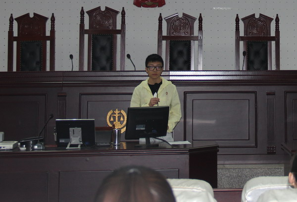 我院本科学生党员开展“入党为什么,为党干什么”的主题讨论会